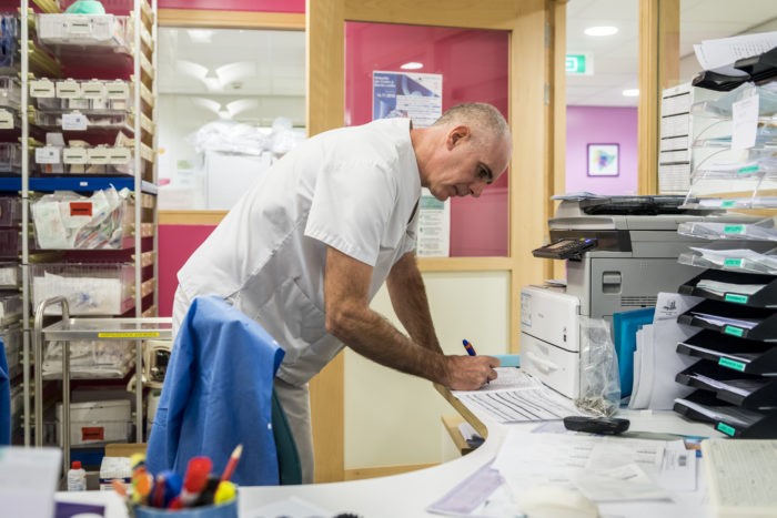 Olivier Gilles, infirmier responsable de l'hôpital de jour faisant fonction.
